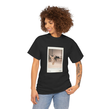 Retro Cat T-shirt | Vintage Pop Music Tee | Cat Lover Gift | Casual Aesthetic Apparel
