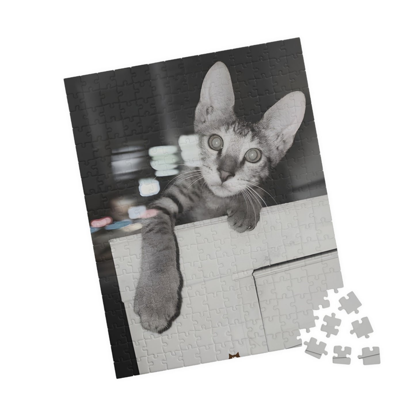 Black & White Tabby Cat Jigsaw Puzzle 110–1014 pcs