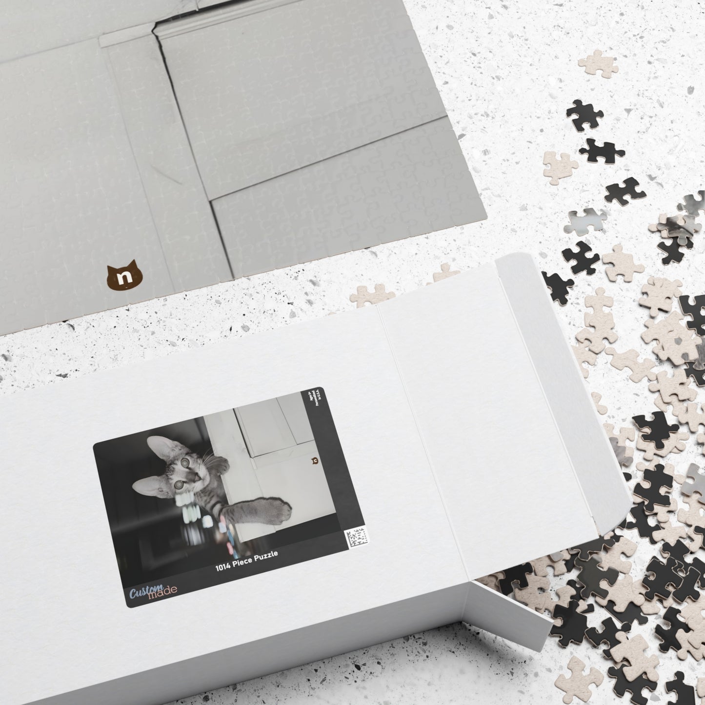 Black & White Tabby Cat Jigsaw Puzzle 110–1014 pcs